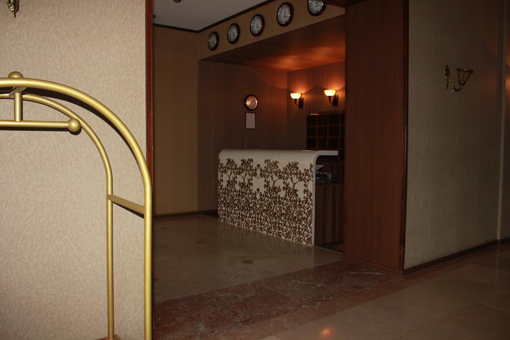 Hotel Empire Kutaisi Exterior foto